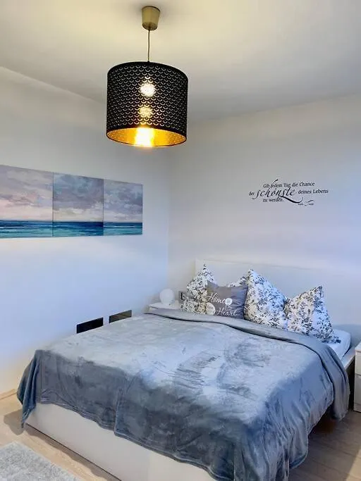 Apartment Charmante Wohnung In St. Peter. Graz Austria